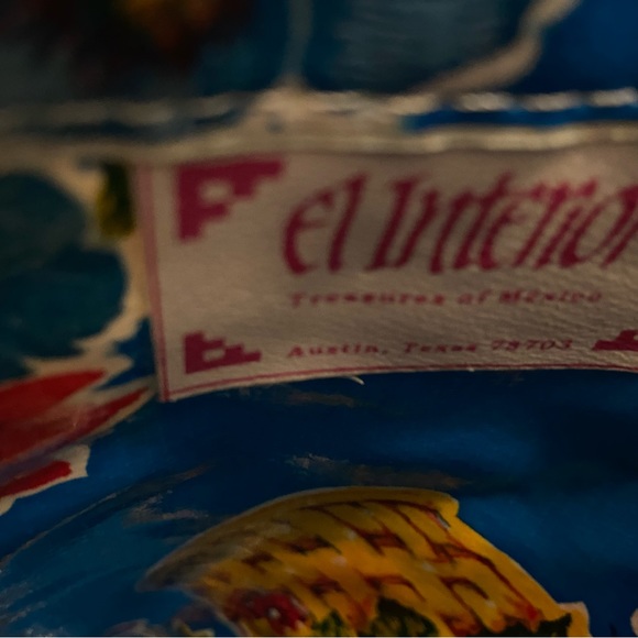 El Interior Colorful Purse from Austin,Texas. Water Resistant, Easy to Clean - Picture 6 of 7